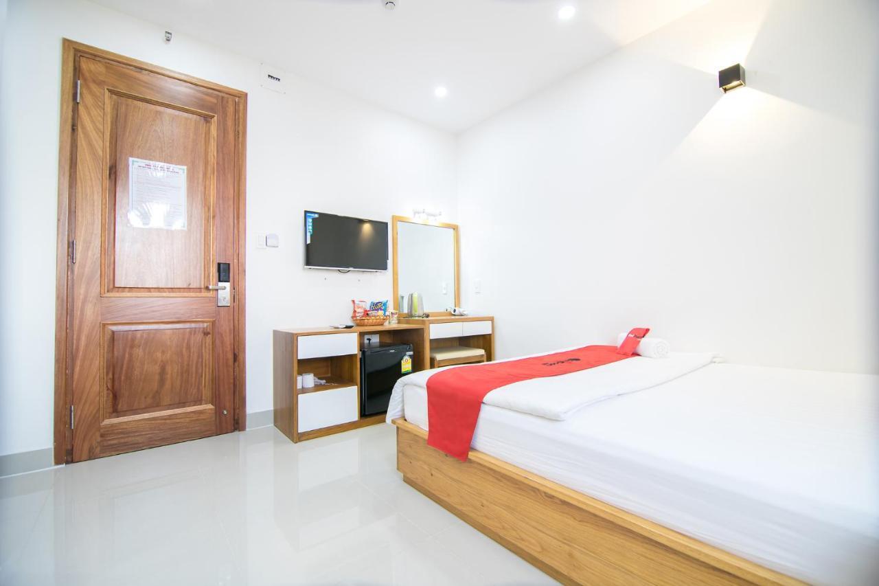 Reddoorz Plus Near Lotte Mart Cong Hoa Ho Si Minh-város Kültér fotó