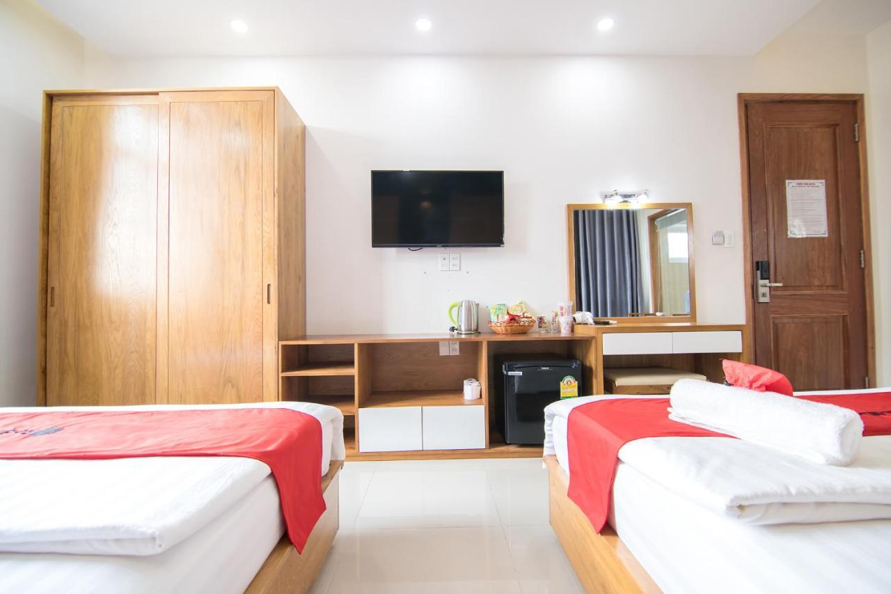 Reddoorz Plus Near Lotte Mart Cong Hoa Ho Si Minh-város Kültér fotó