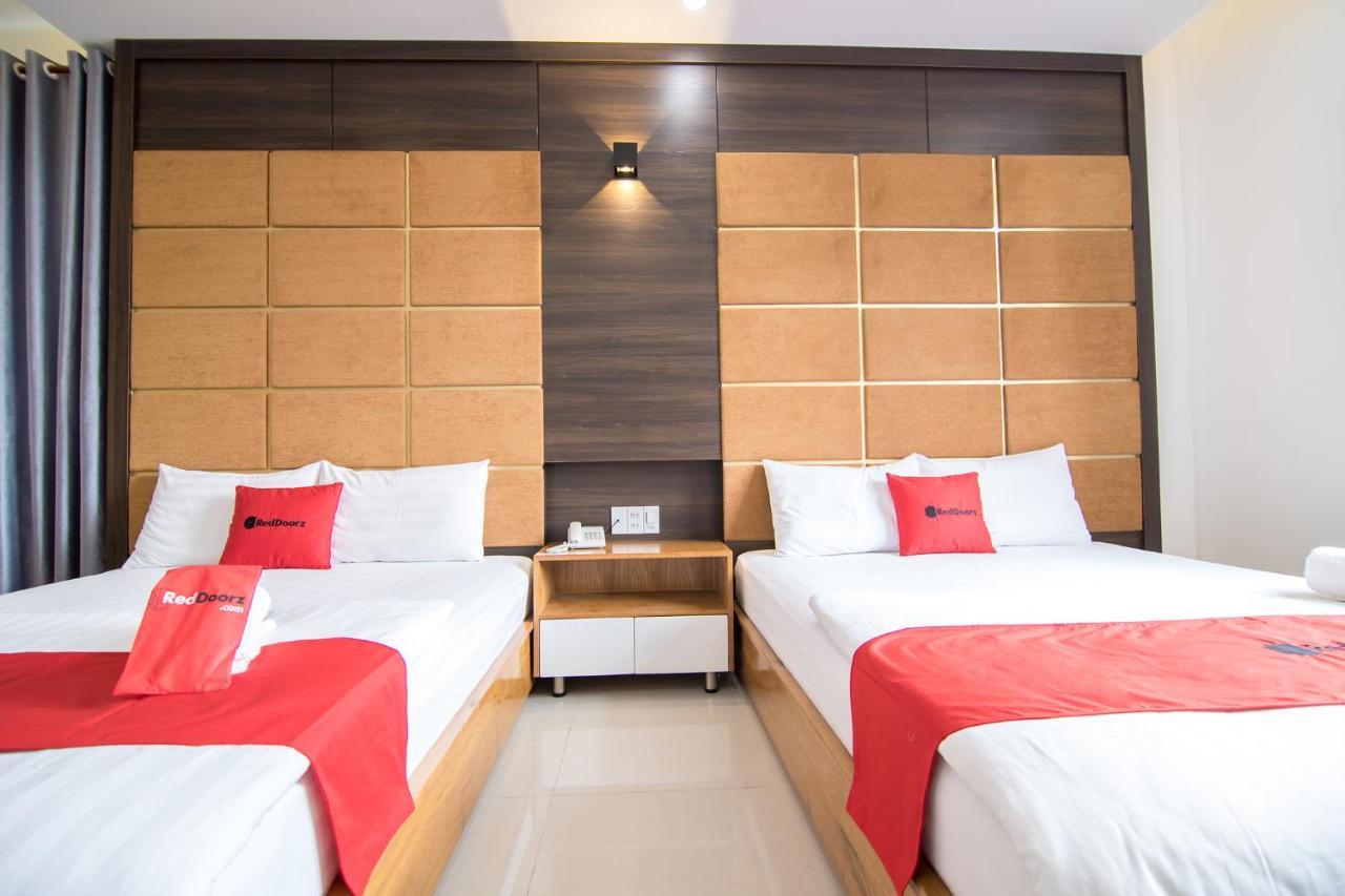 Reddoorz Plus Near Lotte Mart Cong Hoa Ho Si Minh-város Kültér fotó