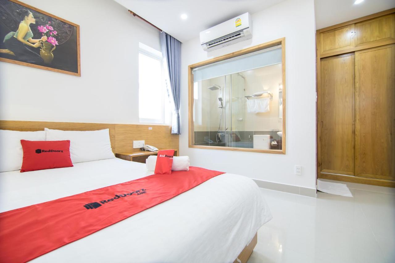 Reddoorz Plus Near Lotte Mart Cong Hoa Ho Si Minh-város Kültér fotó